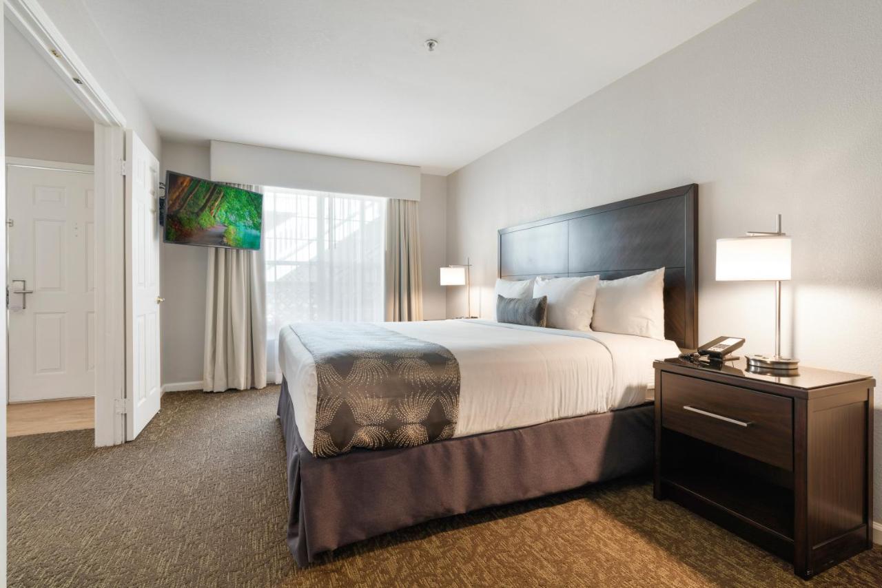 Chase Brea-fullerton - North Orange County Hotel 3*